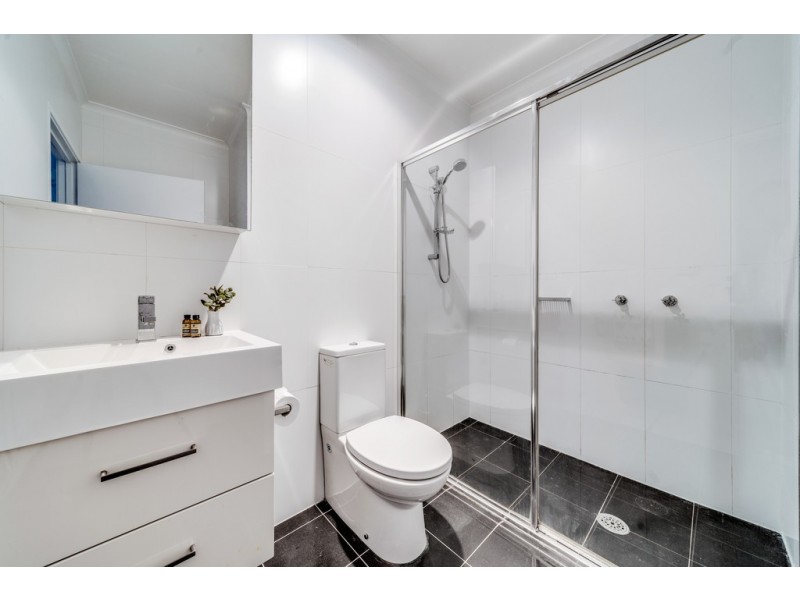 4/11 Mathieson Crescent, Weetangera ACT 2614