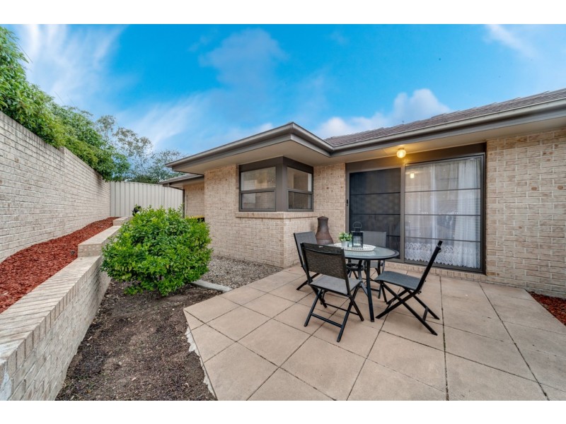 4/11 Mathieson Crescent, Weetangera ACT 2614