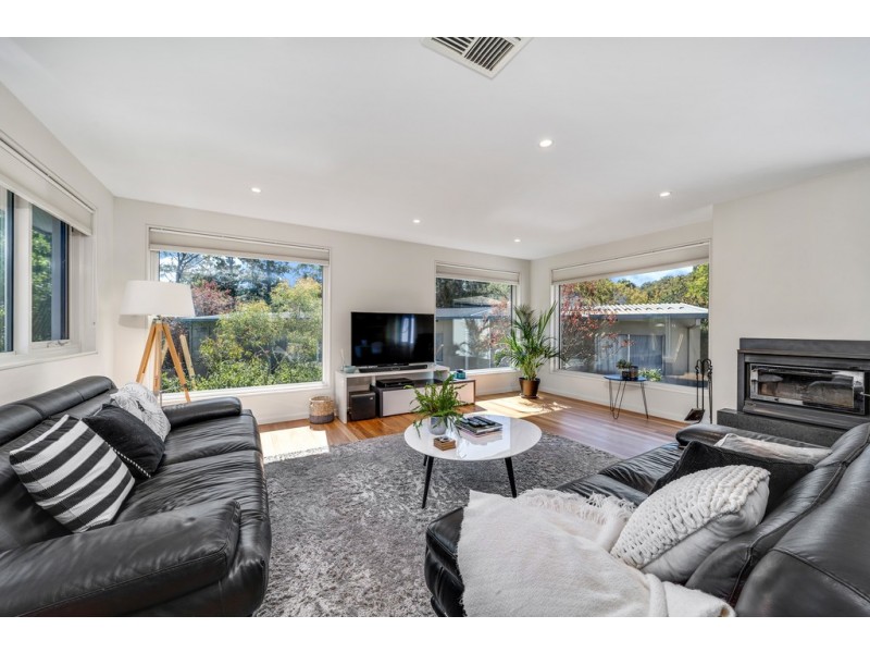 9 Ogilvie Place, Garran ACT 2605