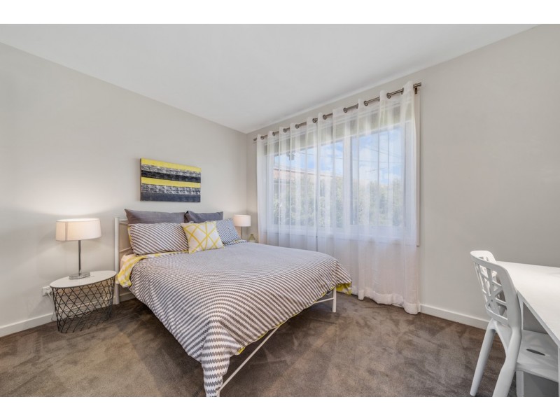 9 Ogilvie Place, Garran ACT 2605
