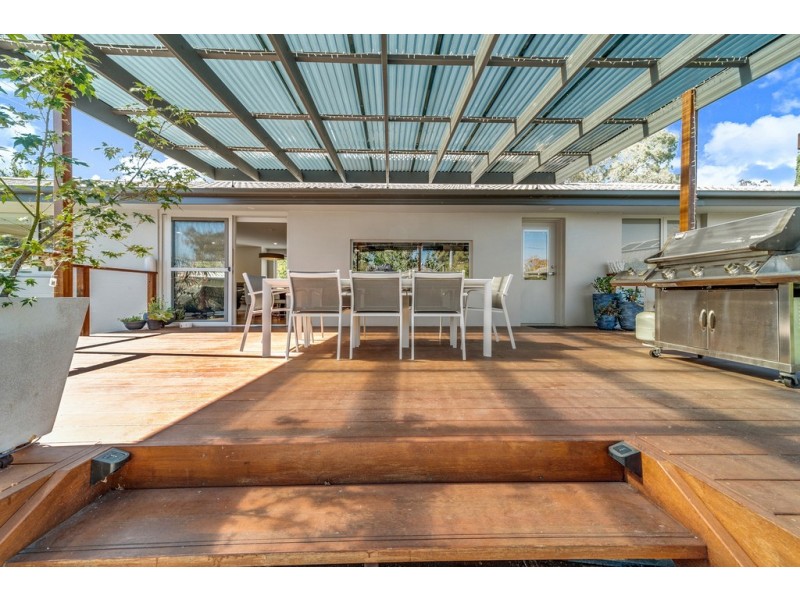 9 Ogilvie Place, Garran ACT 2605