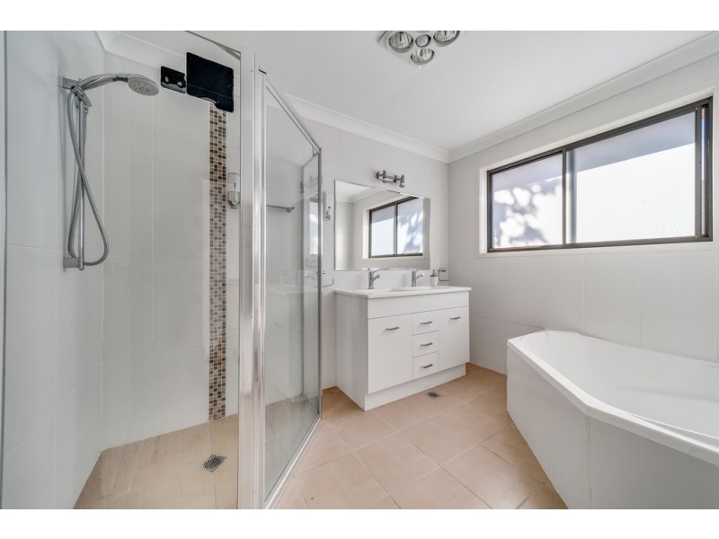 46 Casey Crescent, Calwell ACT 2905
