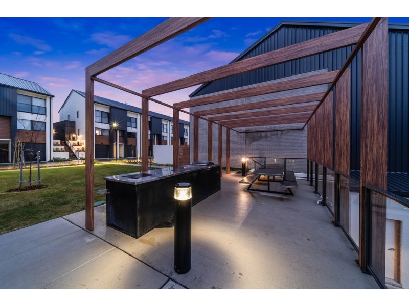 15/23 Wanderlight Avenue, Lawson ACT 2617