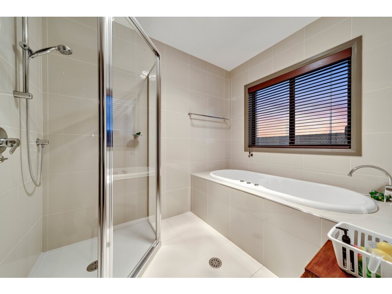 8 Mission Street, Amaroo ACT 2914