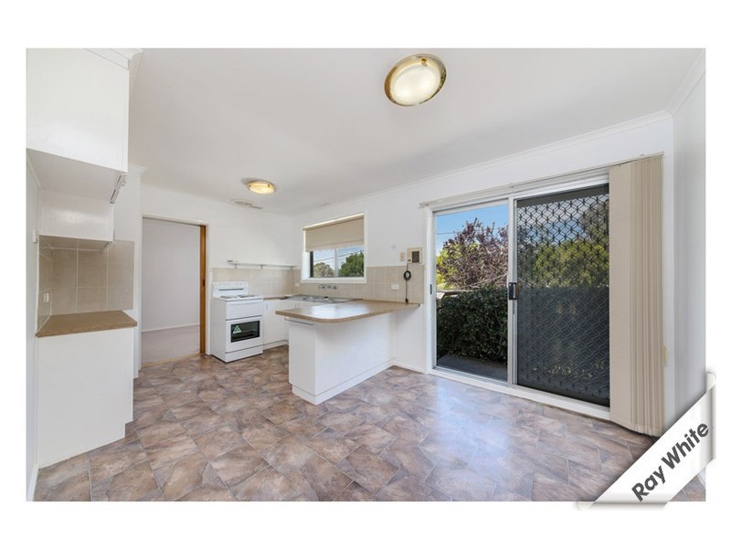 16 Meyers Place, Macgregor ACT 2615