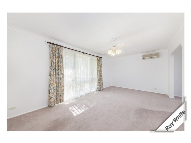 16 Meyers Place, Macgregor ACT 2615