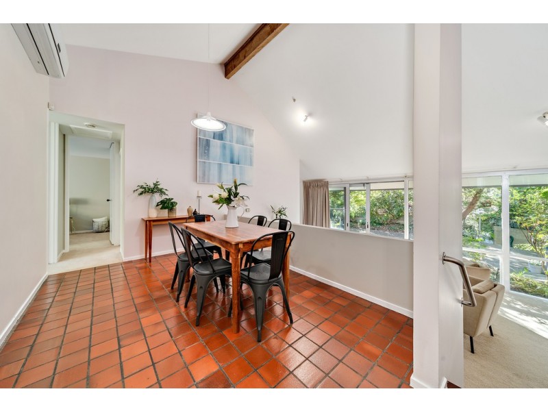 73 Maclachlan Street, Holder ACT 2611