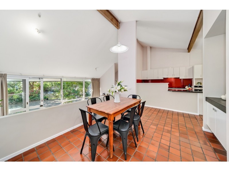 73 Maclachlan Street, Holder ACT 2611