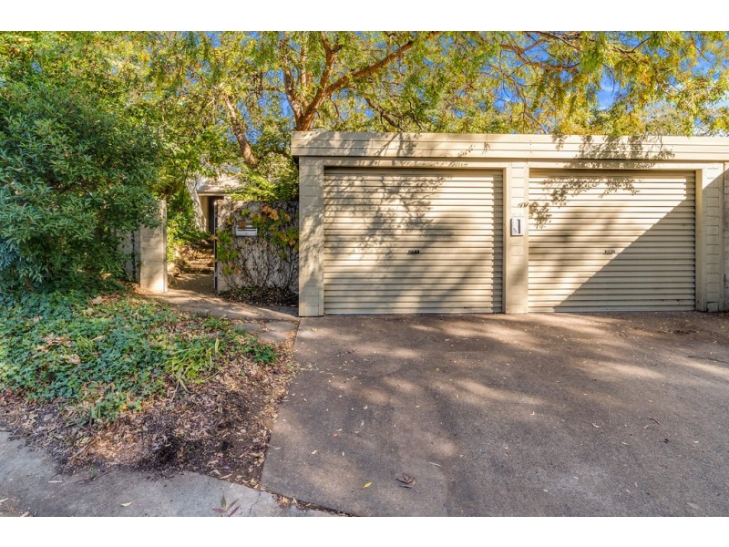73 Maclachlan Street, Holder ACT 2611