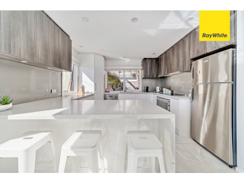 13 Poole Place, Latham ACT 2615