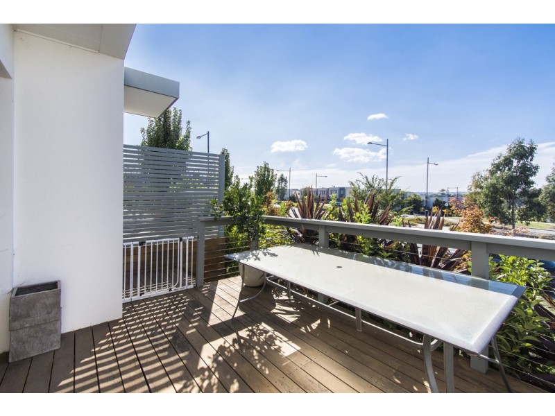 2/155 Plimsoll Drive, Casey ACT 2913