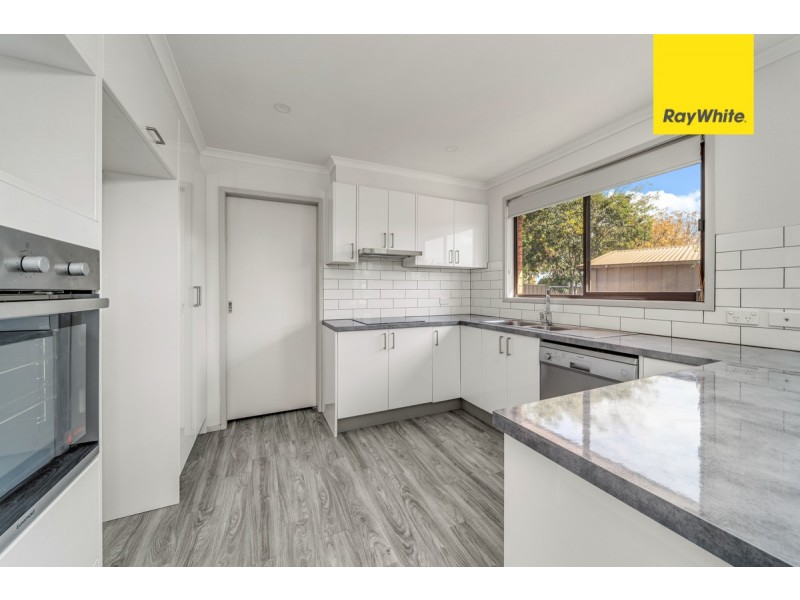 2 Vagabond Crescent, Mckellar ACT 2617