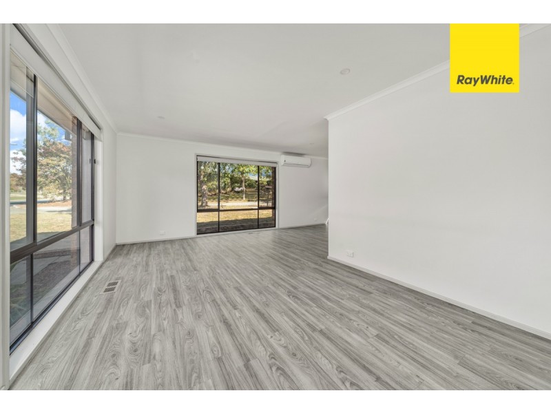 2 Vagabond Crescent, Mckellar ACT 2617