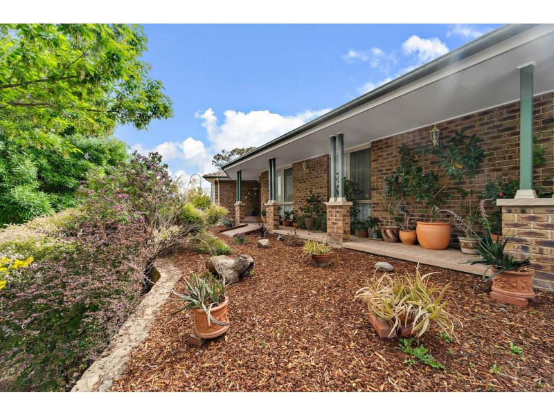 5 Lander Crescent, Amaroo ACT 2914