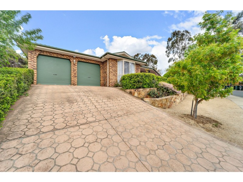 5 Lander Crescent, Amaroo ACT 2914