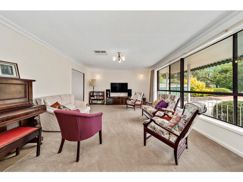 40 McCabe Crescent, Holt ACT 2615