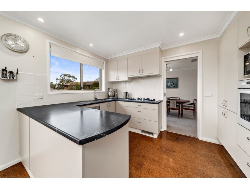 40 McCabe Crescent, Holt ACT 2615