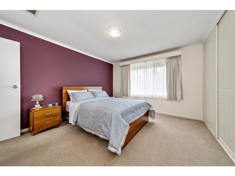 40 McCabe Crescent, Holt ACT 2615