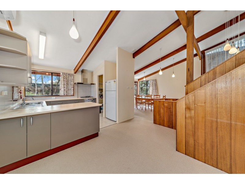 65 Learmonth Drive, Kambah ACT 2902