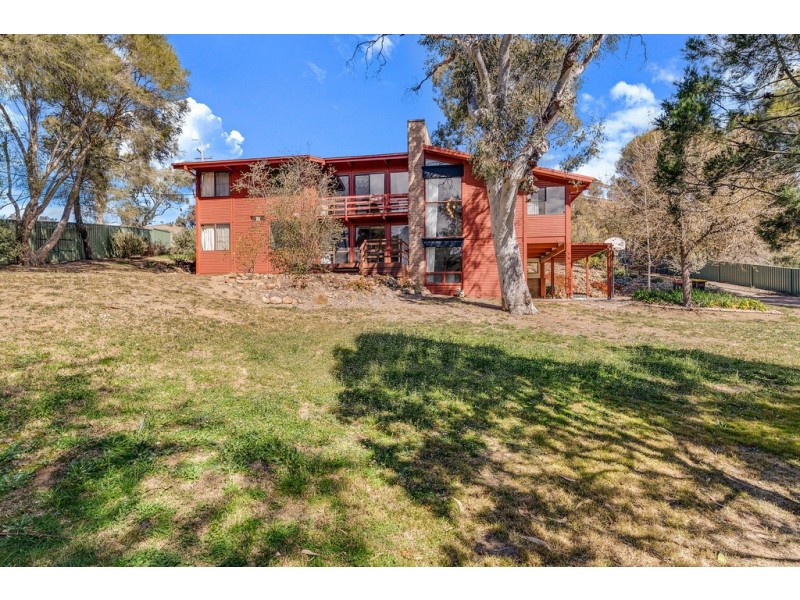 65 Learmonth Drive, Kambah ACT 2902