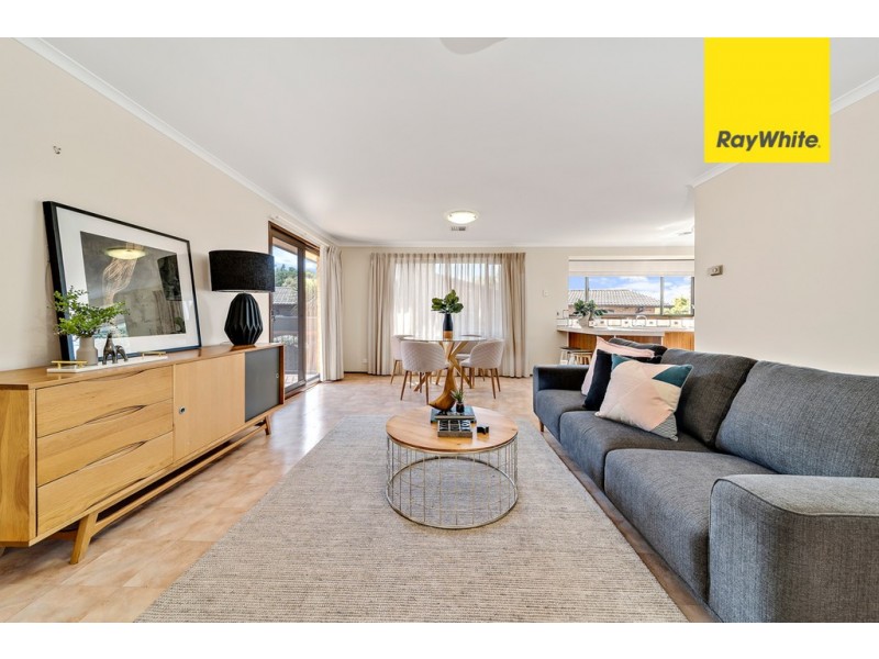 27 Fitzhardinge Crescent, Evatt ACT 2617