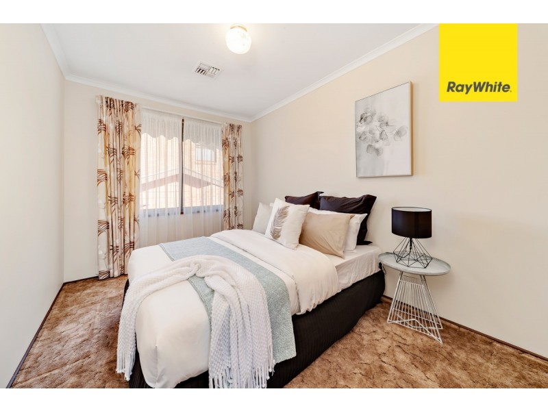 27 Fitzhardinge Crescent, Evatt ACT 2617