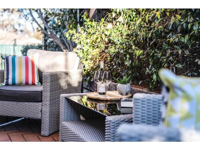 2 Pomeroy Street, Dunlop ACT 2615