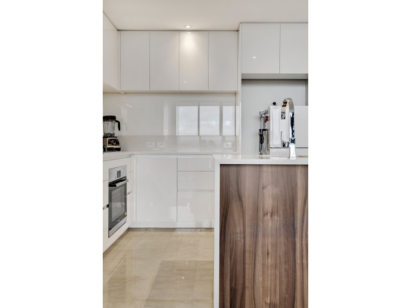 1324/240 Bunda Street, City ACT 2601