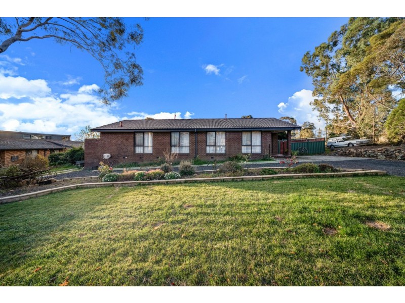 13 Dowthwaite Street, Fraser ACT 2615