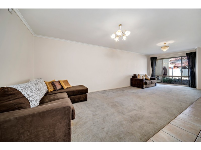25/14 Federal Highway, Watson ACT 2602