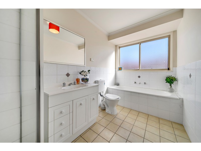 25/14 Federal Highway, Watson ACT 2602