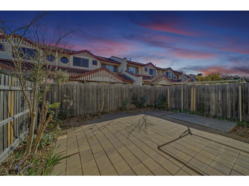 25/14 Federal Highway, Watson ACT 2602