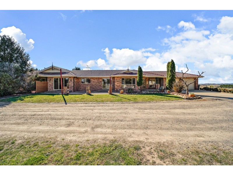 765 Spring Range Road, Springrange NSW 2618