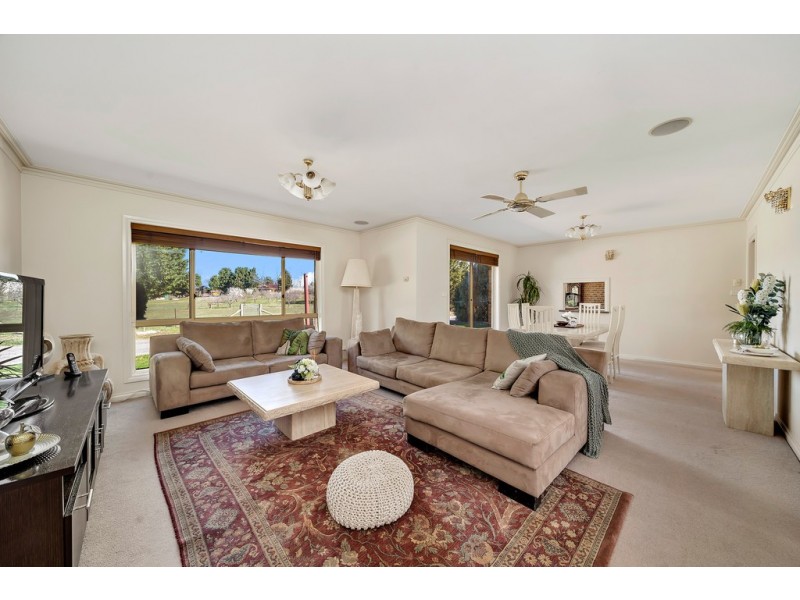 765 Spring Range Road, Springrange NSW 2618