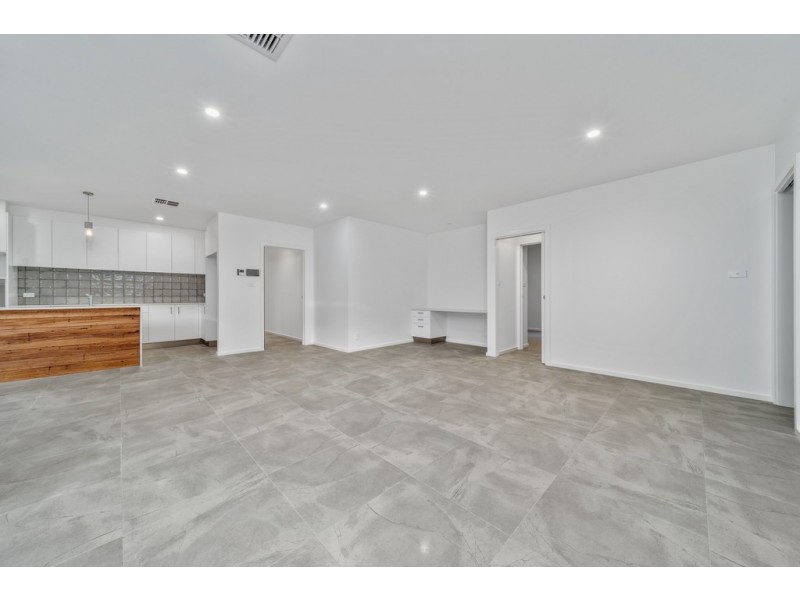 87 Lionel Rose Street, Holt ACT 2615