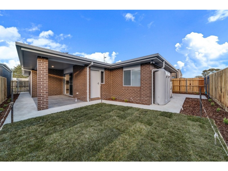 87 Lionel Rose Street, Holt ACT 2615