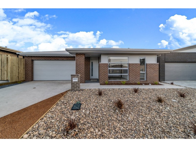 87 Lionel Rose Street, Holt ACT 2615