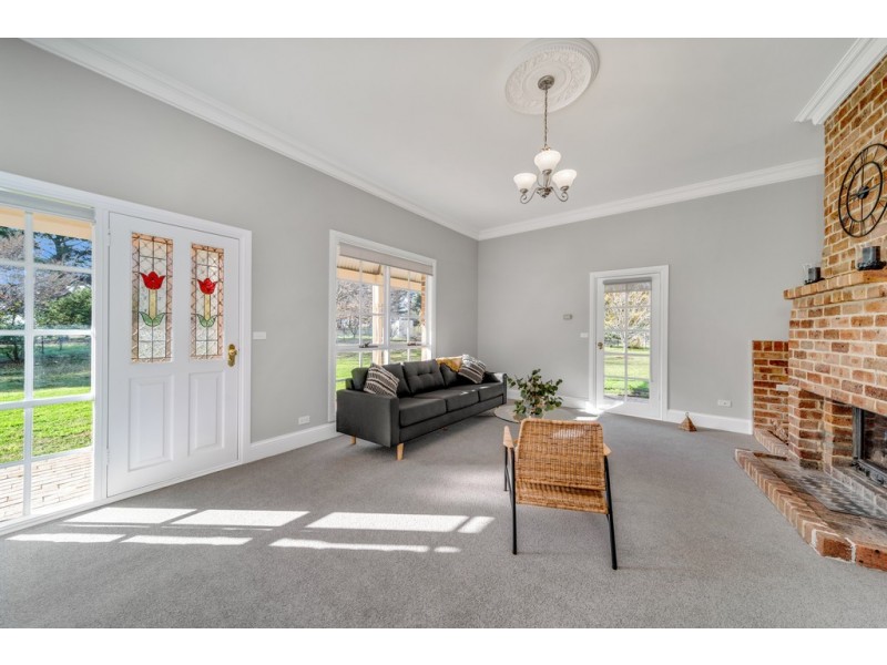 2963 Dog Trap Road, Jeir NSW 2582