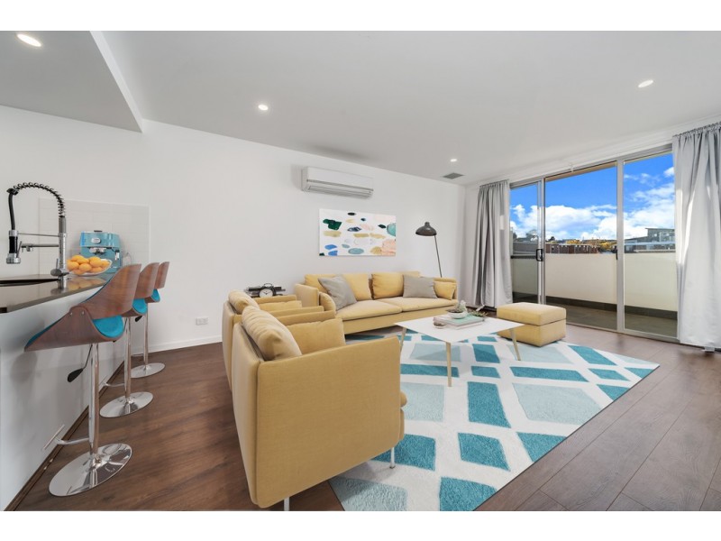 14/2 Manning Clarke Crescent, Franklin ACT 2913