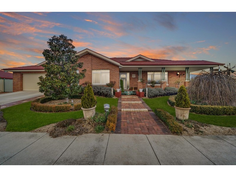 52 Percy Begg Circuit, Dunlop ACT 2615