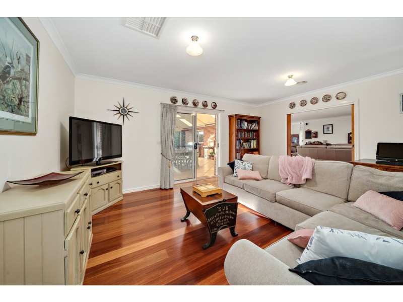 52 Percy Begg Circuit, Dunlop ACT 2615