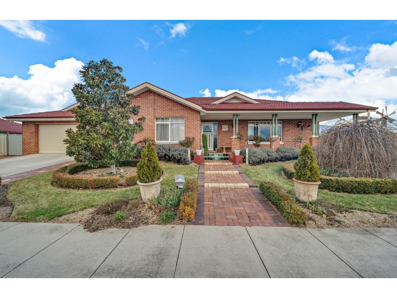 52 Percy Begg Circuit, Dunlop ACT 2615