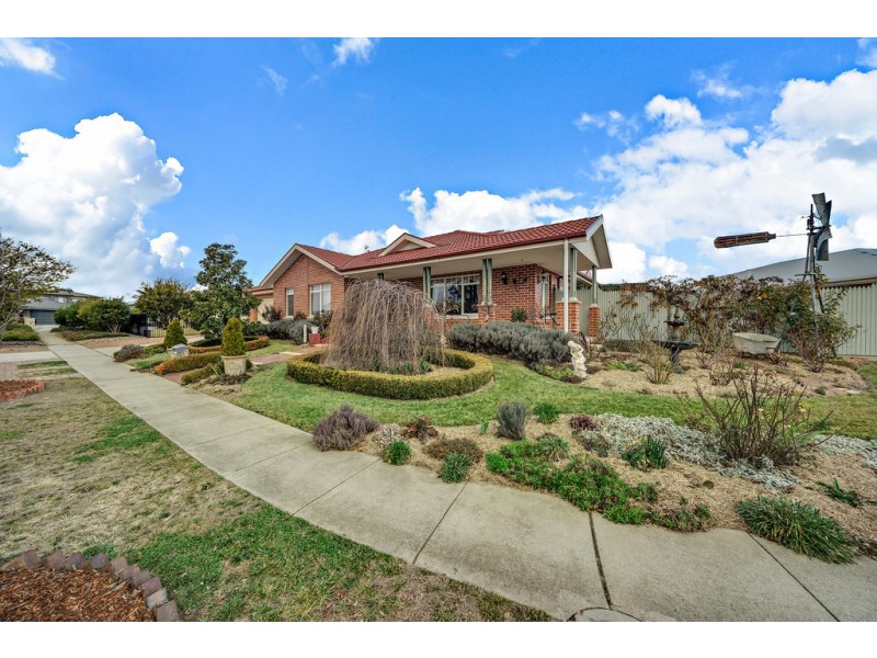 52 Percy Begg Circuit, Dunlop ACT 2615