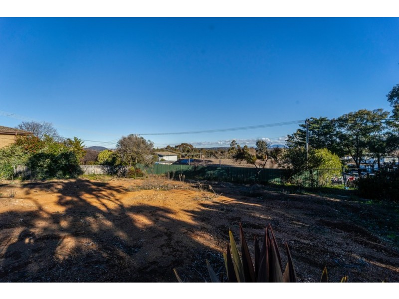 9 Linger Place, Melba ACT 2615