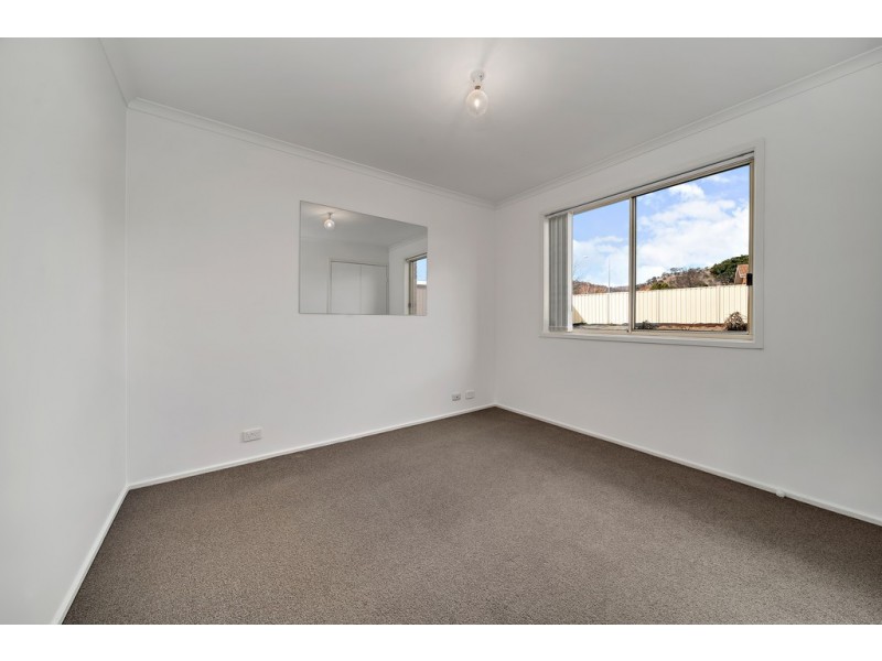 1 Tregellas Crescent, Banks ACT 2906