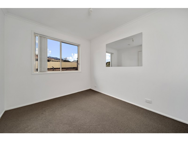 1 Tregellas Crescent, Banks ACT 2906