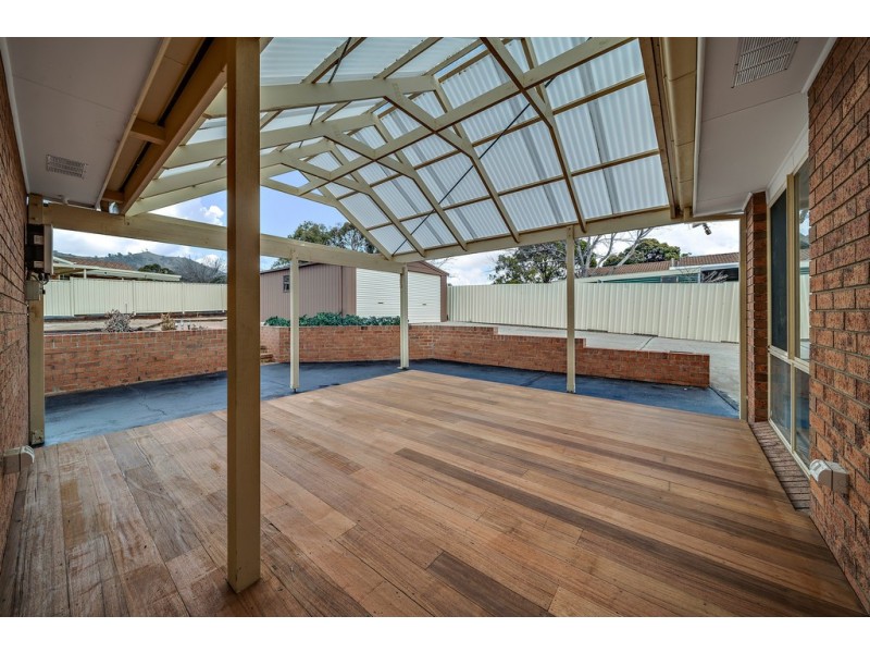 1 Tregellas Crescent, Banks ACT 2906