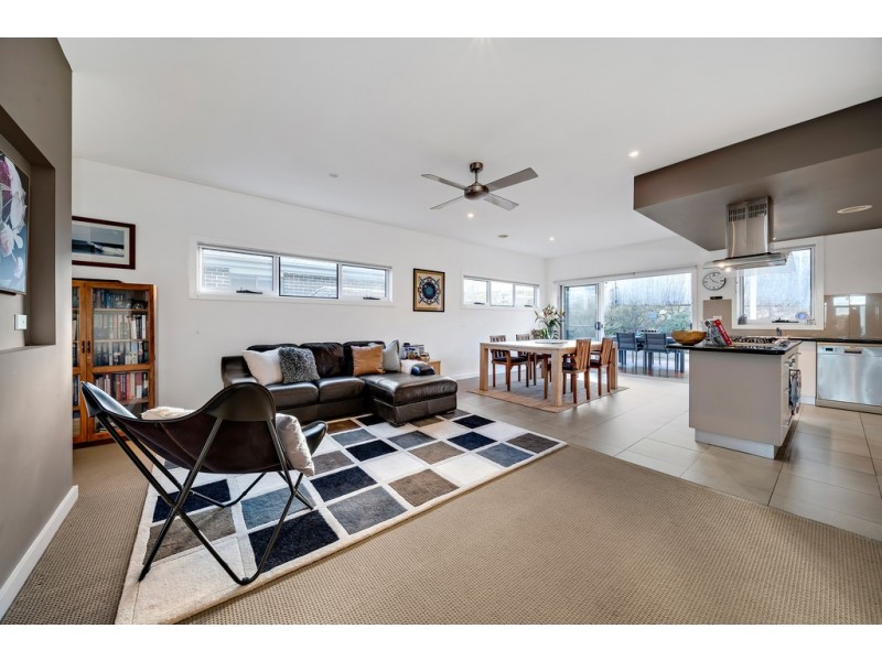 10 Carmody Street, Casey ACT 2913