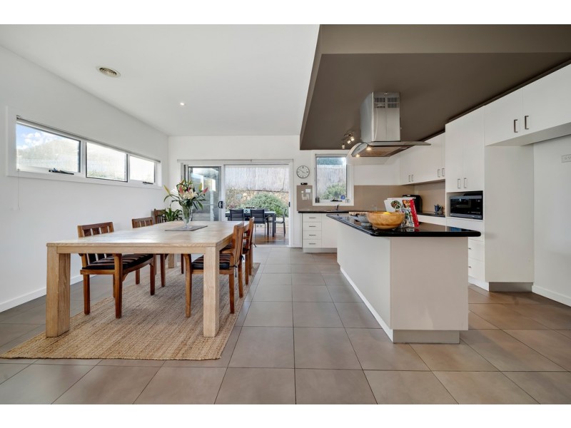 10 Carmody Street, Casey ACT 2913