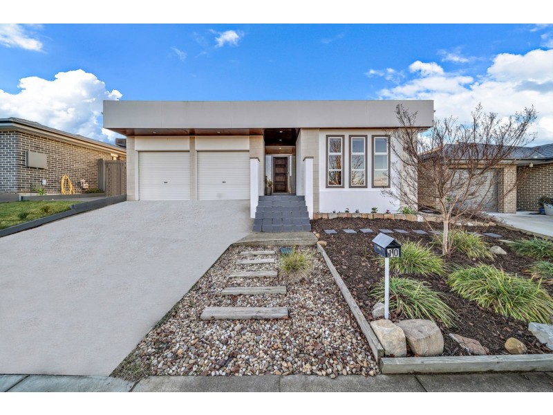 10 Carmody Street, Casey ACT 2913